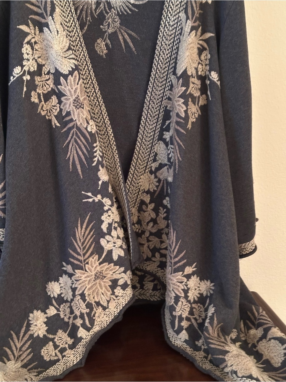 Johnny Was Embroidered Camille Grey Cardigan Waterfall Open Front - Picture 2 of 15